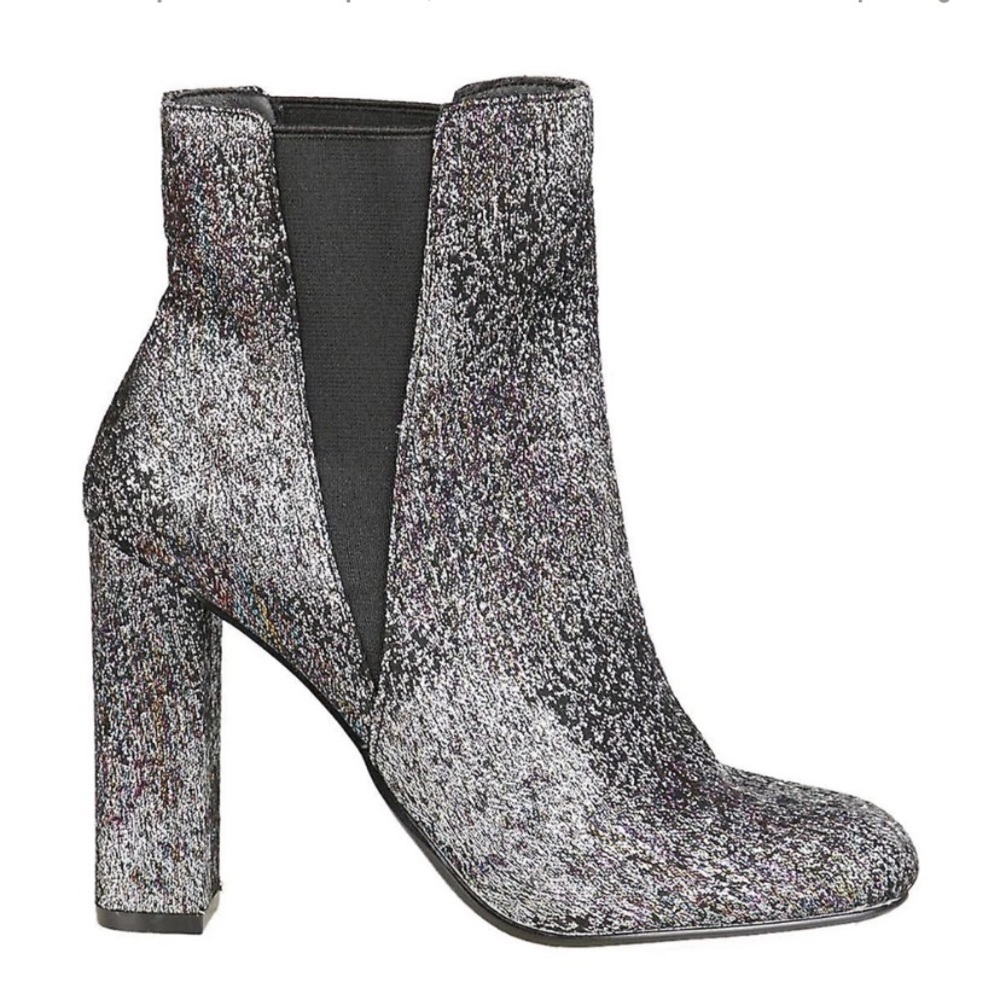 Steve Madden Stylish Multicolor sparkle Pull On  Ankle Boots in great condition.